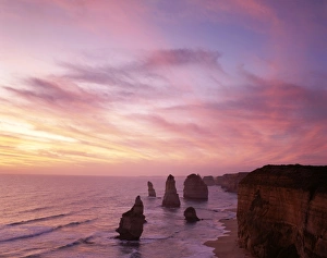 Twelve Apostles Gallery: Port Campbell National Park / Twelve Apostles at Sunset