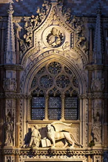 Porta della Carta, Doges Palace, St Marks Square, Venice, Veneto, Italy