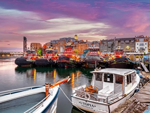 Market Square Prints: Portsmouth Harbor and Moran Tugboats, Portsmouth, New Hampshire, New England, USA