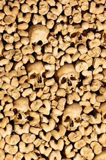 Portugal, Alentejo, Evora, Chapel of bones (Capela dos Ossos)