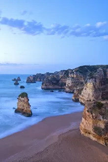Portugal, Algarve, Lagos, coastal cliffs
