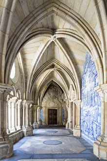 Faith Prints: Portugal, Douro Litoral, Porto. The cloisters of Se Cathedral showing 18th century