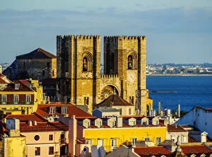 Portugal, Lisbon, Miradouro de Santa Justa, View towards the Cathedral Se
