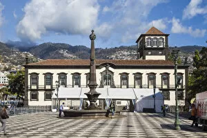 Images Dated 27th January 2020: Portugal, Madeira, Funchal, Town Hall Square, City Hall