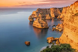 Praia da Marinha or Marinha Beach, Caramujeira, Lagoa, Algarve, Portugal
