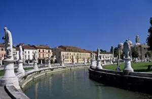 Water Way Gallery: Prato della Valle claimed to be the largest town square