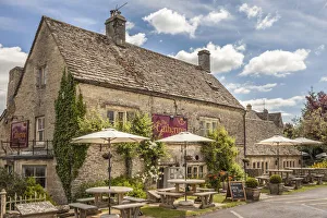 Cotswolds Prints: Pub in Bibury, Cotswolds, Gloucestershire, England