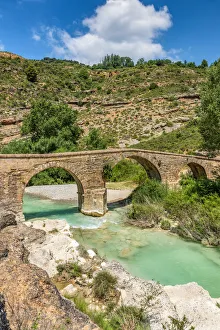 Somontano Prints: Puente de Fuendebanos stone bridge, Alquezar, Aragon, Spain