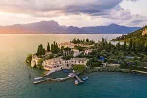 Images Dated 31st January 2020: Punta San Vigilio, Garda, Garda Lake, Verona province, Veneto, Italy