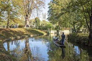 Oxfordshire Prints: Punting in Oxford, Oxfordshire, England, UK