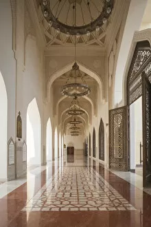 Arabic Collection: Qatar, Doha, Abdul Wahhab Mosque, The State Mosque of Qatar, courtyard walkway