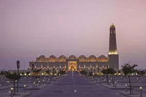 Images Dated 17th June 2013: Qatar, Doha, Mohammed bin Abdulwahhab Mosque - The State Mosque of Qatar