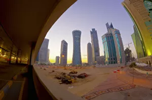 Ad Dawhah Gallery: Qatar, Doha, right to left Palm Tower, Burj Qatar, Tornado Tower