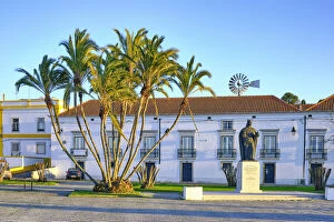 Images Dated 6th April 2022: Quinta da Praia das Fontes, a palace dating back to the 17th century, nowadays a local accommodation