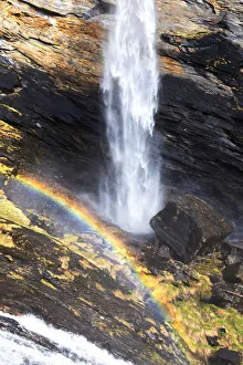 Raimbow at the Cascata della Trosa(Trosa waterfall). Valle di Peccia, Val Lavizzara Raimbow at the Cascata della Trosa(Trosa waterfall). Valle di Peccia, Val Lavizzara
