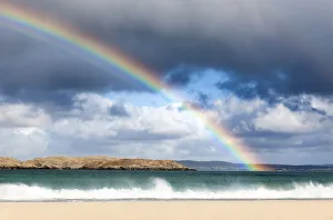 Images Dated 11th January 2017: Rainbow above Traigh Na Beirigh (Reef Beach), Isle of Lewis, Outer Hebrides, Scotland