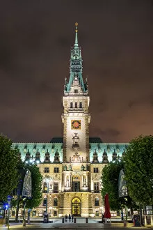Rathaus at NIght, Hamburg, Germany