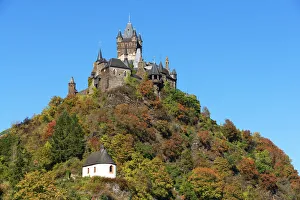 Images Dated 27th November 2018: Reichsburg Cochem, Mosel valley, Rhineland-Palatinate, Germany