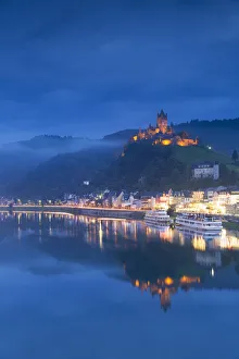 Images Dated 11th October 2016: Reichsburg at dusk, Cochem, Rhineland-Palatinate, Germany