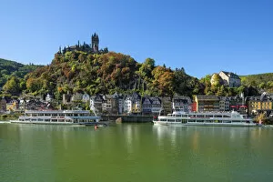 Images Dated 27th November 2018: Reichsburg with river Mosel and Cochem, Mosel valley, Rhineland-Palatinate, Germany