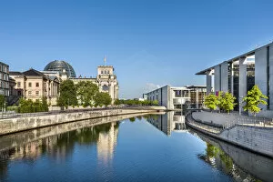 Images Dated 29th April 2016: Reichstag, Paul LAA┬Âbe Haus and River Spree, Berlin, Germany