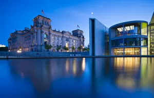 Images Dated 17th June 2014: Reichstag & Paul Lobe Haus, Berlin, Germany