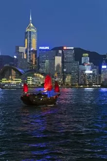Images Dated 7th July 2009: One of the last remaining Chinese sailing junks on Victoria Harbour, Hong Kong, China