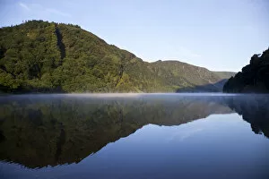 Images Dated 16th August 2010: Republic of Ireland, County Wicklow, Wicklow Mountains National Park, Lake Glendalough