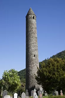 Images Dated 16th August 2010: Republic of Ireland, County Wicklow, Glendalough Monastic Site