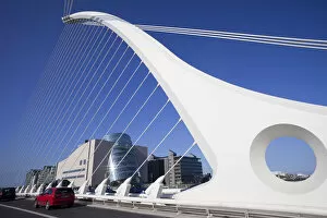 Images Dated 16th August 2010: Republic of Ireland, Dublin, The Samuel Beckett Bridge, Designer and Architect Santiago