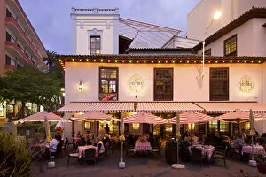 Images Dated 27th July 2012: Restaurant in Puerto de la Cruz, Tenerife, Canary Islands, Spain
