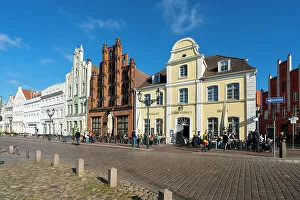 Gable Gallery: Reuterhaus and Alter Schwede restaurants at Wismar Square in Old Town, Wismar, UNESCO