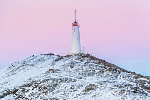 Images Dated 31st March 2017: Reykjanesviti lighthouse at dusk, Reykjanes peninsula, Iceland