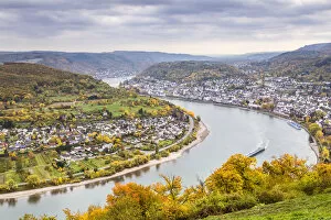 Images Dated 7th December 2015: Rhine gorge and town of Boppard, Rhineland-Palatinate, Germany