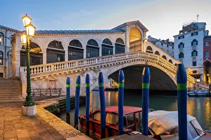 Venezia Prints: Rialto Bridge (Ponte di Rialto) at sunrise, Venice, Veneto, Italy