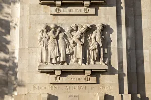 Rihour Palace and the Aux Lillois Victims of the Wars Monument, Rihour Square, Lille