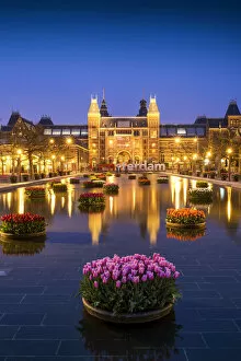Images Dated 30th July 2018: Rijksmuseum at Night, Amsterdam, Holland, Netherlands