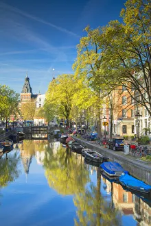 Rijksmuseum and Spiegelgracht canal, Amsterdam, Netherlands