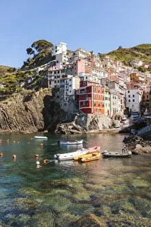 Images Dated 13th November 2017: Riomaggiore at daytime, Cinque Terre, Liguria, Italy
