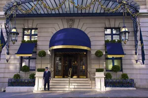 Images Dated 4th March 2009: The Ritz Hotel, London, England, UK