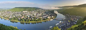 River Moselle and Bernkastel-Kues at dawn, Rhineland-Palatinate, Germany