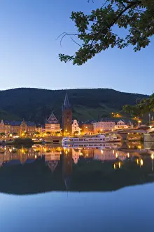 Ian Tower Prints: River Moselle and Bernkastel-Kues, Rhineland-Palatinate, Germany