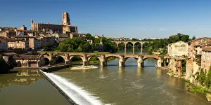 Images Dated 30th July 2018: River Tarn, Albi, Occitanie, France