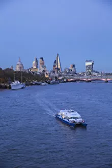 Images Dated 20th May 2015: River Thames and City of London, London, England