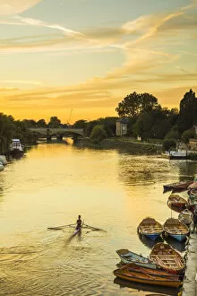 Images Dated 27th September 2018: River Thames, Richmond, London, England, UK