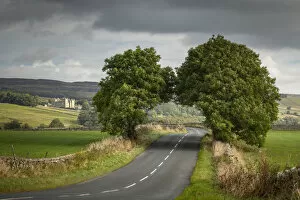 Images Dated 8th December 2021: Road leading to Bolton Castle in Wensleydale, Yorkshire Dales National Park