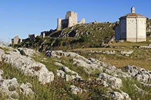 Abruzze Gallery: Rocca Calascio Castle, Campo Imperatore, Gran Sasso National Park, Abruzze, Italy