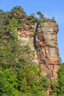 Images Dated 7th February 2022: Rock Jungfernsprung at Dahn, Wasgau, Palatinate Forest, Rhineland-Palatinate, Germany