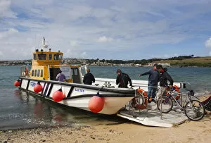 Images Dated 19th August 2010: Rock to Padstow ferry, Cornwall, England