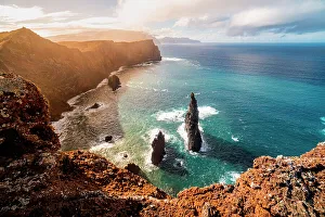 Images Dated 27th February 2023: The rocks, the sea and the cliff at sunset above the miradouro do San Lourenco, Madeira Island
